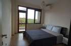 Apartament 3 camere la mare