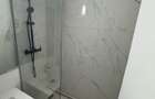 Inchiriez apartament!