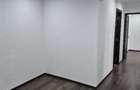 De  vânzare apartament 3 camere 