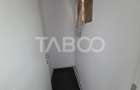 Apartament 70 mp semidecomandat 3 camere balcon 6 mp Bulevardul Unirii