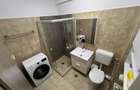 Proprietar Inchiriez Apartament CU 3 CAMERE, 2 DORMITOARE, 2 BAI, LOC PARCARE, Centrala, Camera Dressing