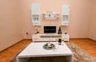 Proprietar, vand apartament 3 camere, 2 bai, in Piata Unirii, pe str E de Savoya - 6