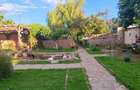 Casa parter cu teren de 1400 mp in Bariera Valcii aproape de drumul ex