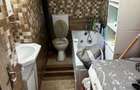 Vand casa cu 3 apartamente in Deva cu 88000 euro neg urgent