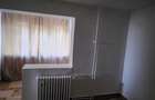 inchiriez apartament 3 camere