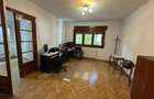 Spațiu  5 camere| Dorobanți | Parter de vilă | 100 mp. Parcare + Curte 40mp. - 1