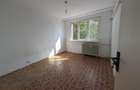 Vand apartament cu 4 camere