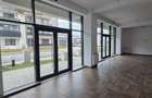 Spatiu comercial 64 mp, str.Liviu Rebreanu 18, zona Coresi