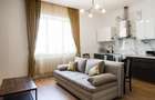 Proprietar, închiriez apartament 2 camere lux, ultracentral - 12