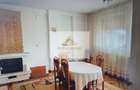 Casa de Vanzare - 2 corpuri independente (10 camere) - Ra... - 3