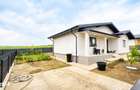 Casa single 3 camere, 104 mp, teren 400 mp, Ciurbesti, Miroslava,