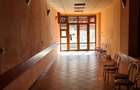 Casa, spatiu Calea Unirii