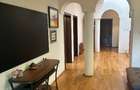 Vila deosebita 350mp, 6 camere, teren 500mp, str Sf Gheorghe, Popesti Leordeni