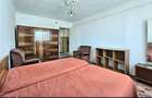 Apartament 3 camere - Targovi?te,Microraion 9