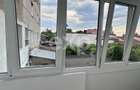 Apartament de vanzare 3 camere , Micro 8 ,et 1 - 5