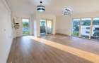 De vanzare apartament 3 camere Dambul Rotund - 2