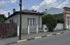 Casa+teren de vanzare 680m.p. str. Stefan cel Mare Tecuci