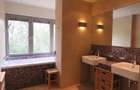Apartament impresionant cu vedere catre lac, piscina comuna, mobilier modern