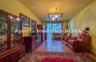 Ap. 3 camere in Deva, zona Licee, Str. Titu Maiorescu, 74 mp, parter inalt peste garaje.