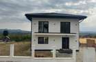 Casa finisata in Grosi!!! 140 mpu + 500 mp teren