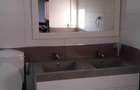 Persoana fizica dau in chirie apartament 3 camere( 87 mp )