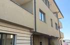 Proprietar inchiriez apartament Dumbravita str.Ion Creanga - 8