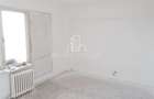Apartament 3 camere, hol patrat, 2 balcoane,etaj intermediar, Unirii - 11