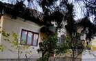 Casă cu 5 camere în Văleni