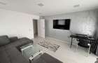 inchiriez apartament 3 camere + loc parcare