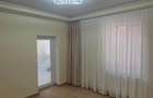 Casă individuală cu 3 camere cu Garaj în CET - 12