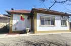 Casa in Zona Centru | 77 mp utili | Teren 854 mp | Garaj | Proiect de - 13
