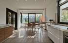 Elegant Individual Villa with Expansive 1,700 sq. m garden in Pipera - 4