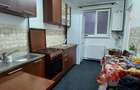Apartament cu 3 camere ,decomandat, Tractorul - 7