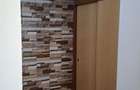 Inchiriez apartament 2 camere.