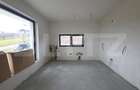Apartament spațios 110 mp, 2 parcări, terasă și curte, finisat - 4