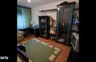 2 camere dec. Bld. Carol I-Gara , 350 euro.