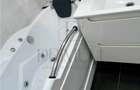 LIPOVEI - ETAJ 1 - BLOC IZOLAT - 4 CAMERE - 2 BAI - 2 BALCOANE - CENTR - 7