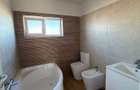 Duplex Cu 4 Camere, Mosnita Noua