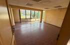 Inchiriere spatiu comercial/birouri/hala