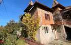 Vanzare casa comuna Valeni Dambovita