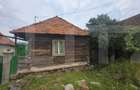 Casa taraneasca de lemn cu veranda - 8