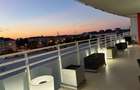 Inchiriez apartament