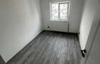 Apartament cu 3 camere de vanzare, 48 mp, Dealul Florilor