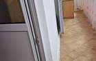 SE INCHIRIAZA Apartament Cu 2 camere - 4