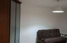 Inchiriez apartament decomandat - 3