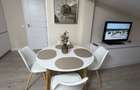 Inchiriez apartament cu 2 camere living baie bucatarie si o terasa spatioasa