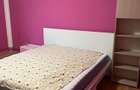 Inchiriez camere in vila