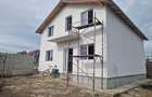 Agenție imobiliară vindem vilă  P+1 în  Lumina - 1