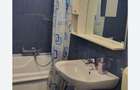 Inchiriez apartament 2 cam.Centru Bacau vizavi hotel Decebal