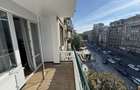 Proprietar - inchiriez apartament 2 camere Piata Romana, chiar langa metrou